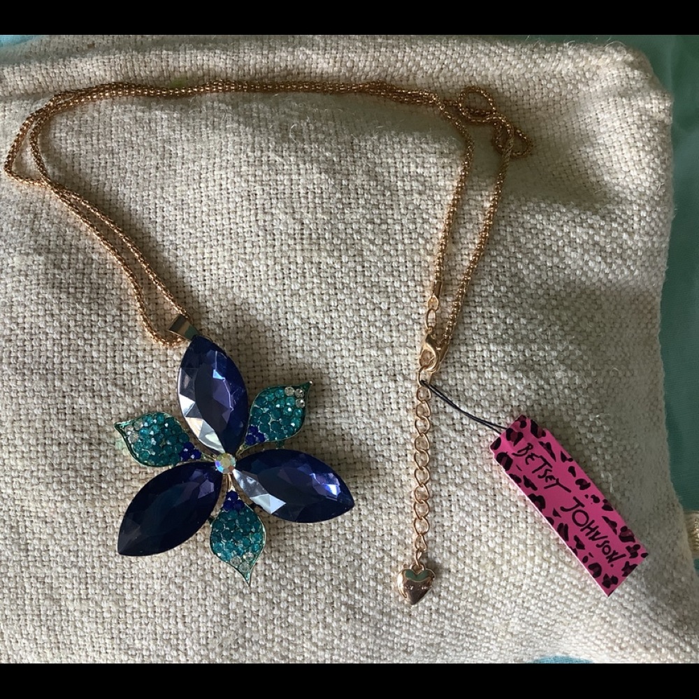 Betsy Johnson Multi Colored Blue Flower - Picture 1 of 4